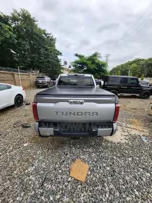 Toyota Tundra 2025 Gray