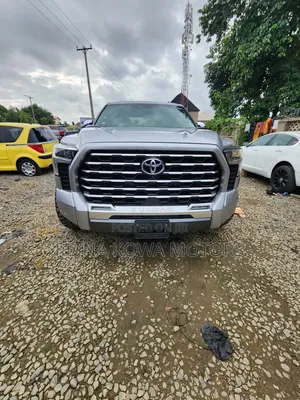 Toyota Tundra 2025 Gray