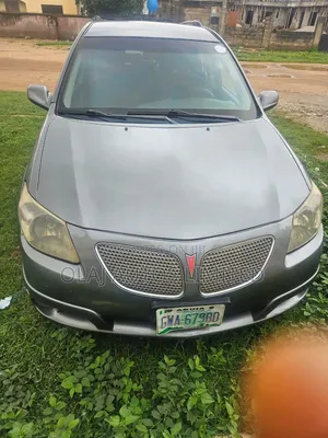 Pontiac Vibe 2006 Gray