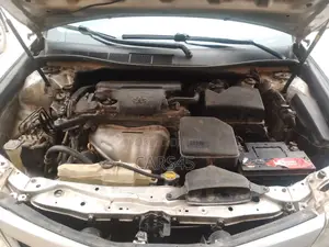 Toyota Camry 2012 Silver