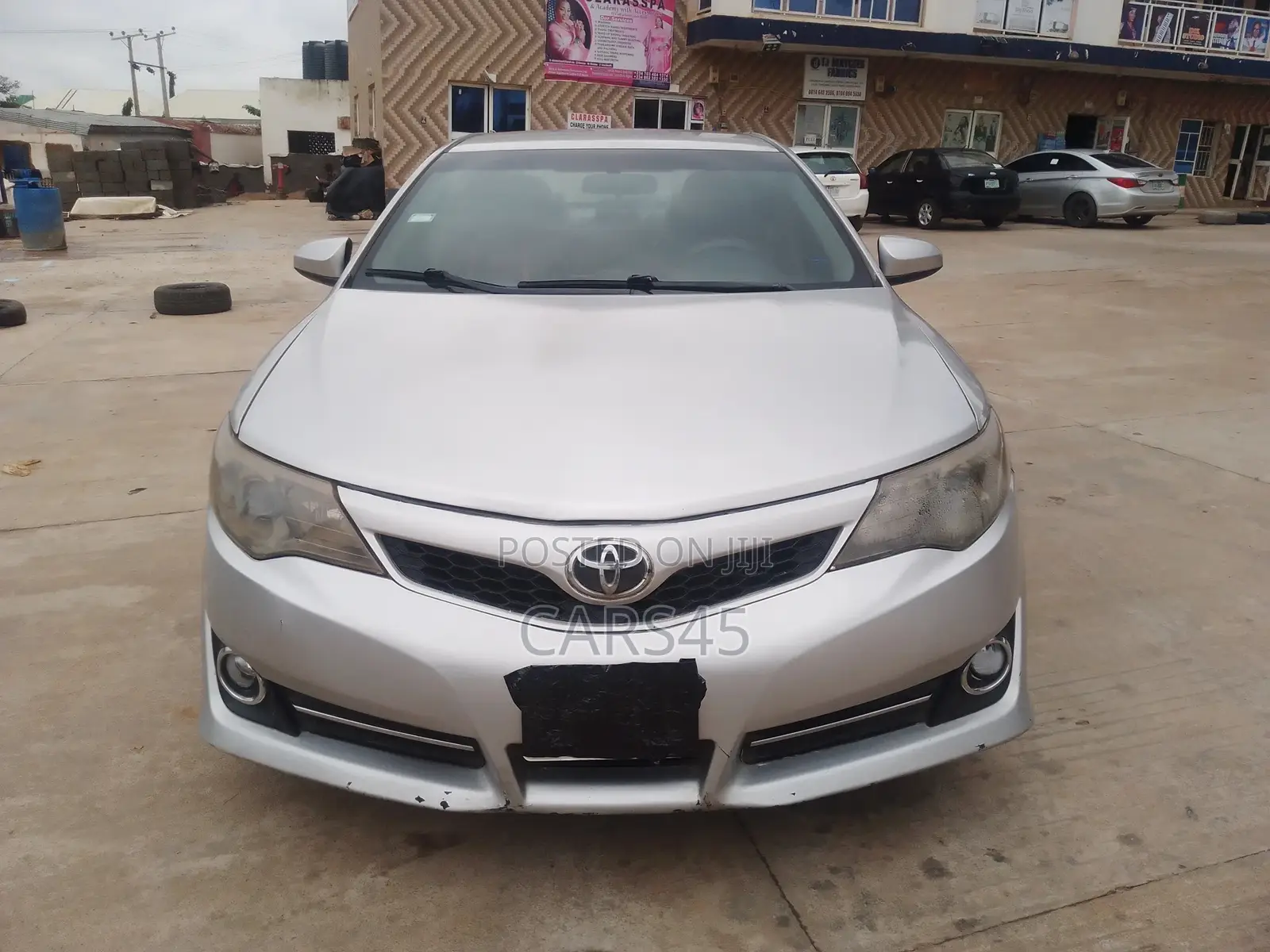 Toyota Camry 2012 Silver
