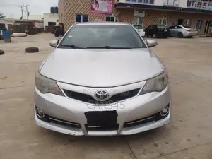 Toyota Camry 2012 Silver