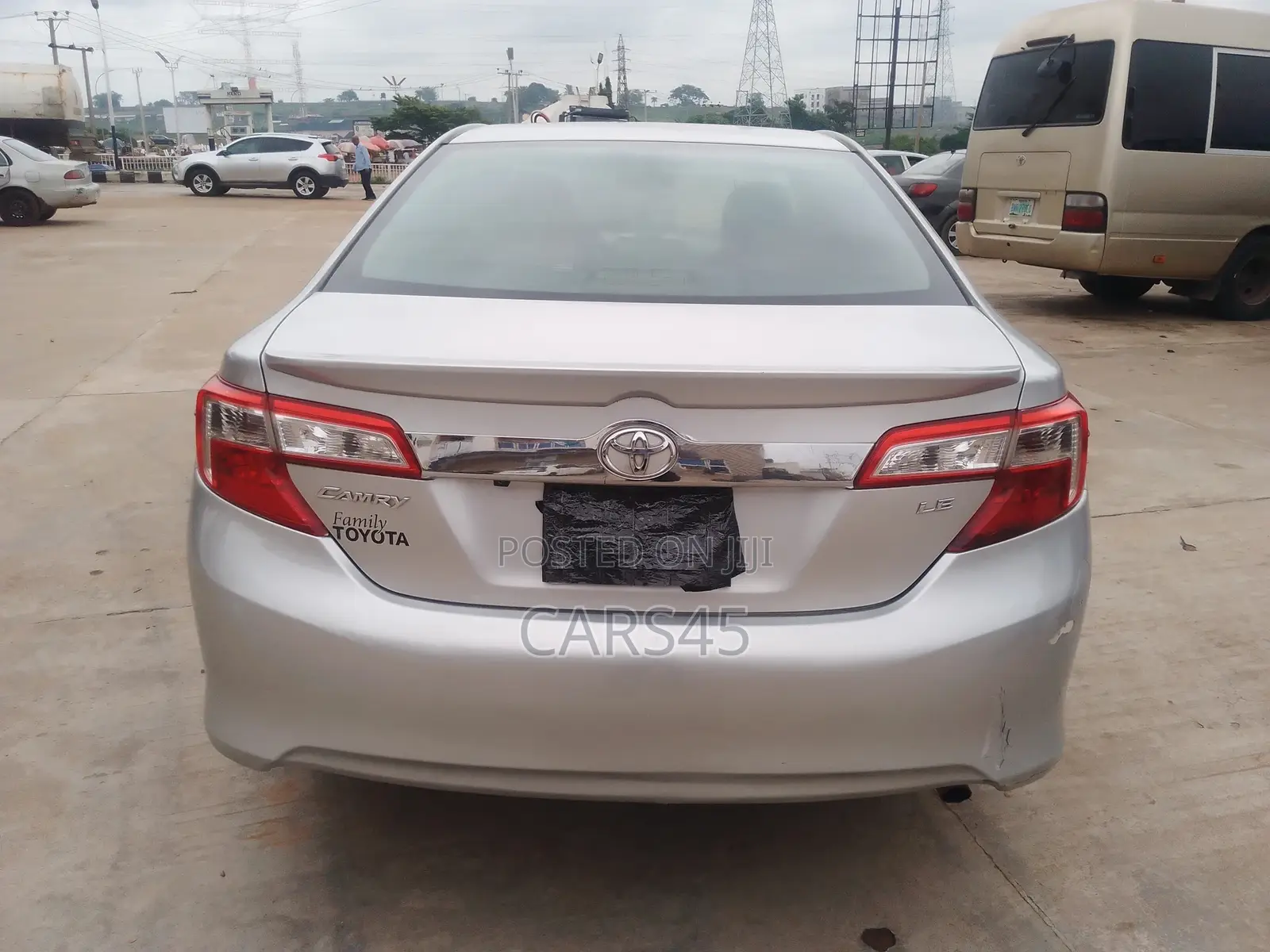 Toyota Camry 2012 Silver