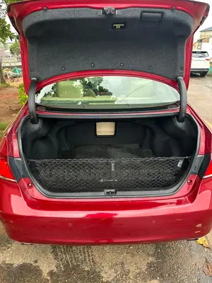 Lexus ES 350 2011 Red