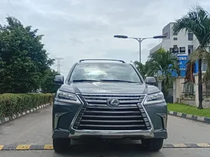 Lexus LX 2016 Gray