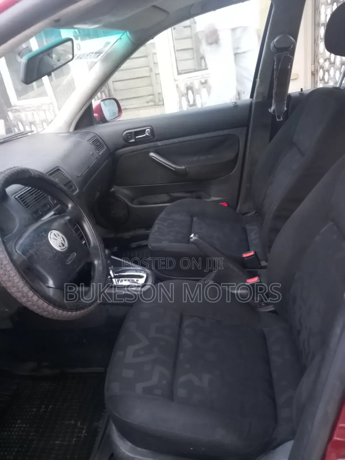 Volkswagen Golf 2005 Red