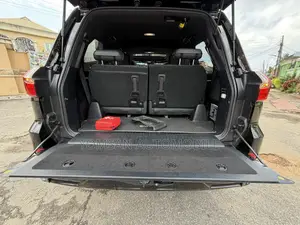 Lexus LX 570 AWD 2021 Black