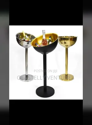 Wine Bowl and Stand Chid