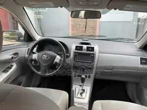 Toyota Corolla 2013 Gray