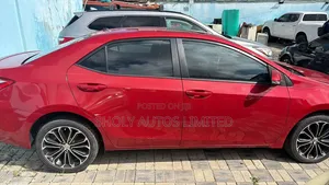 Toyota Corolla 2014 Red