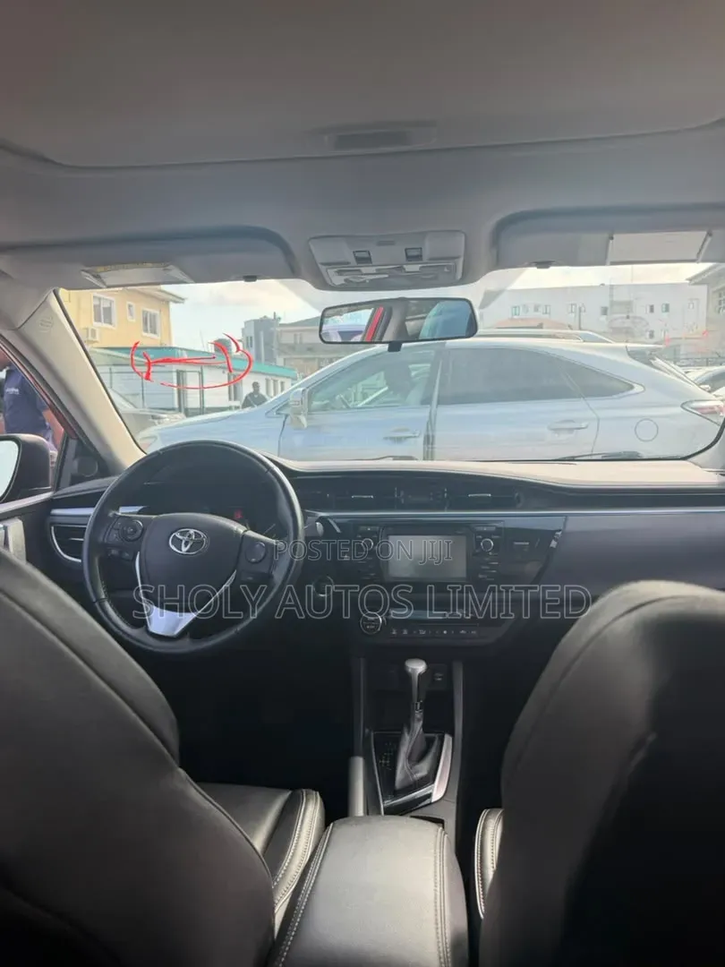 Toyota Corolla 2014 Red