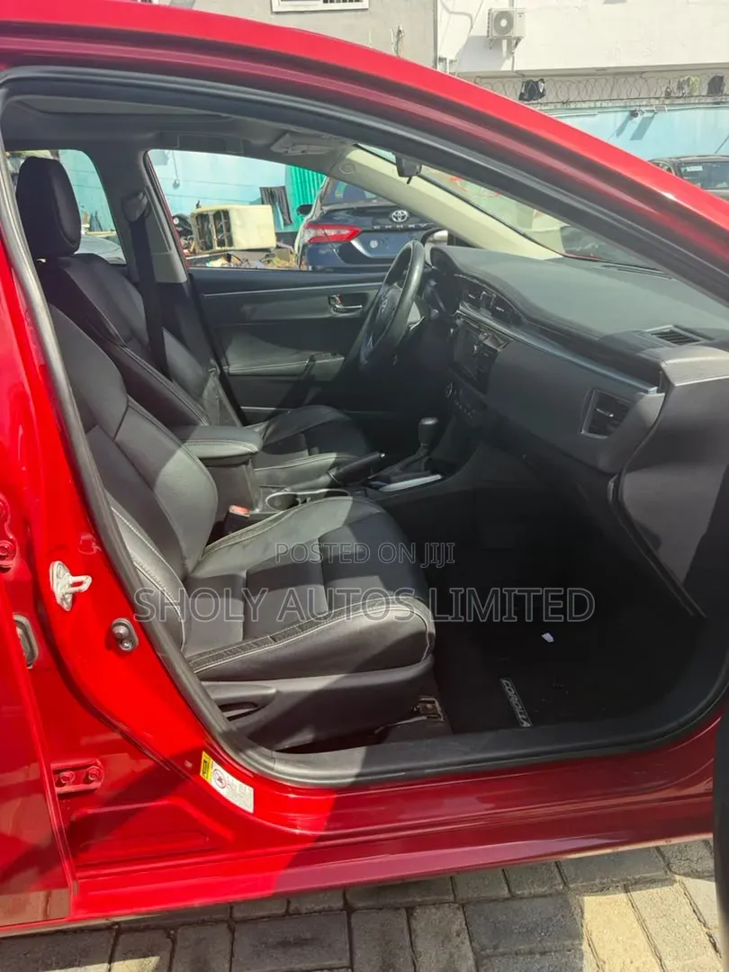 Toyota Corolla 2014 Red