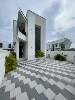 5bdrm Duplex in Ajah for sale