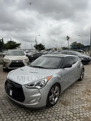 Hyundai Elantra 2012 Silver