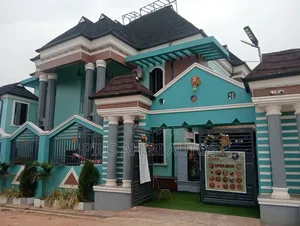 Furnished 8bdrm Duplex in Obafemi-Owode for sale