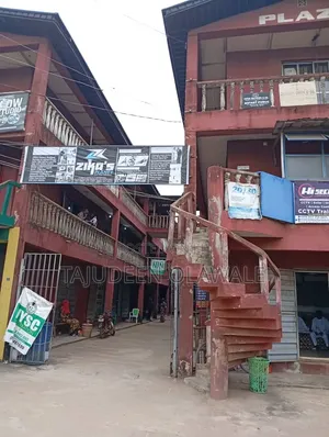 Kazam Plaza