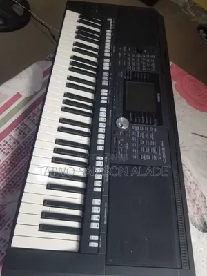 UK Used PSR S 950 Very Clean