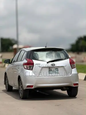 Toyota Yaris 2015 Silver