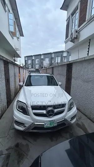 Mercedes-Benz GLK-Class 350 4MATIC 2013 White