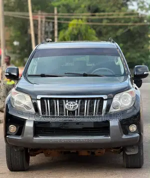 Toyota Land Cruiser Prado 2011 Black