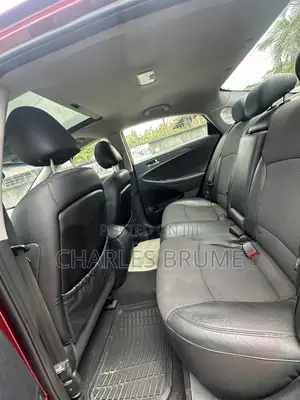 Hyundai Sonata Limited 2.0T Sedan (2.0L 4cyl 6A) 2012 Red