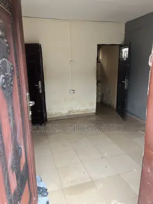 1bdrm Block of Flats in Ologede Estate, Akala Express for rent
