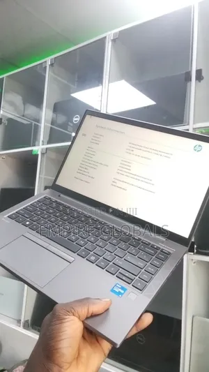 Laptop HP ZBook Firefly G8 16GB Intel Core i5 SSD 256GB