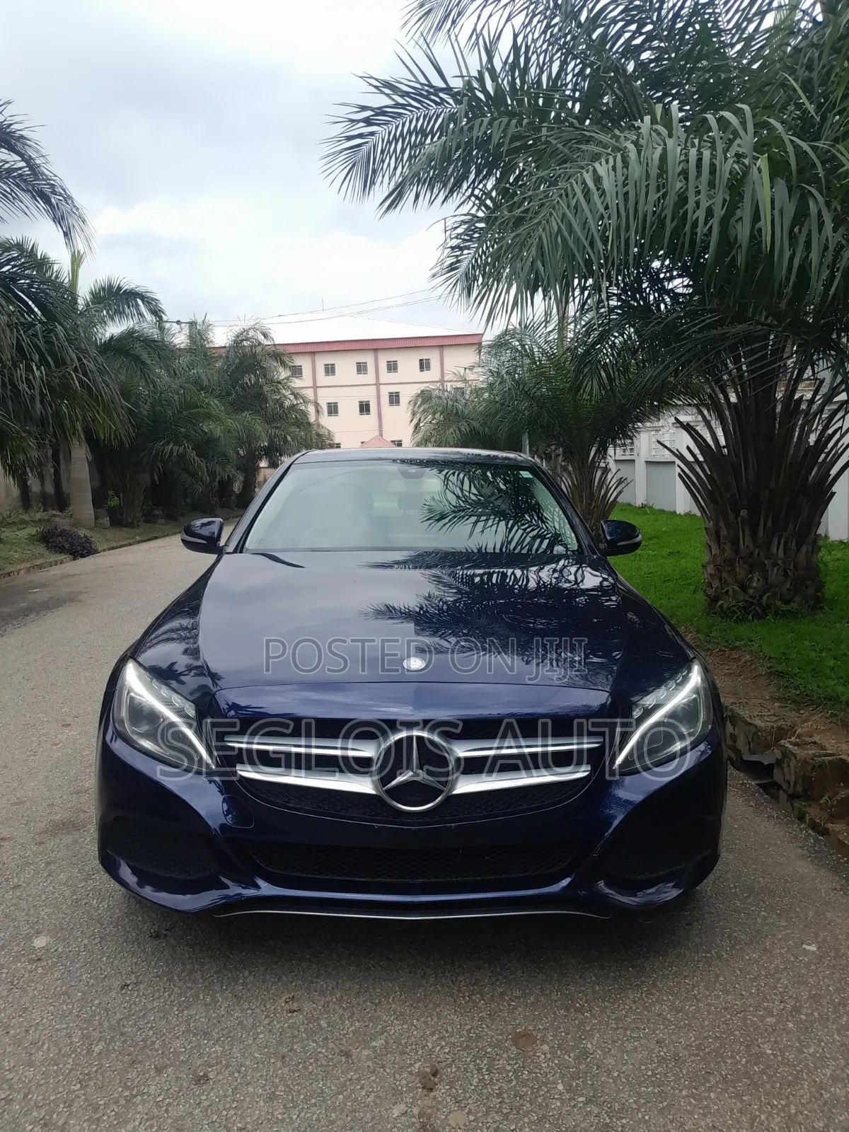 Mercedes-Benz C300 2015 Blue