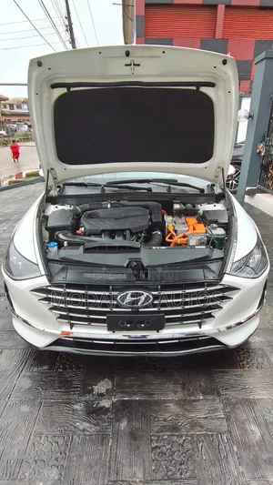 Hyundai Sonata 2021 White