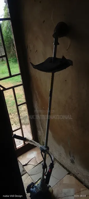 Lawn Mower/ Grass Cutter