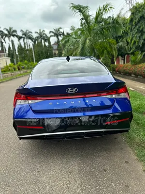 Mercedes-Benz GLC-Class 2019 Blue