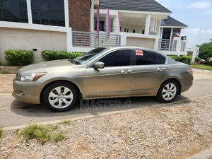 Honda Accord 2009 Gold
