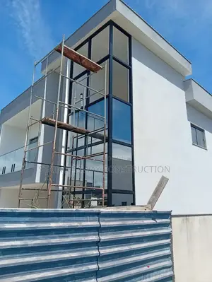 Cutting Wall Glass Partitioning