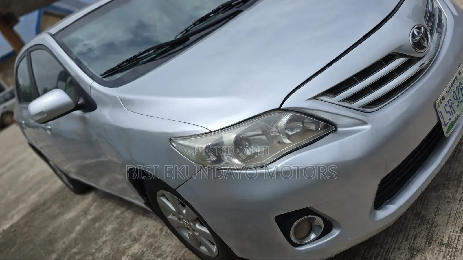 Toyota Corolla 2012 Silver