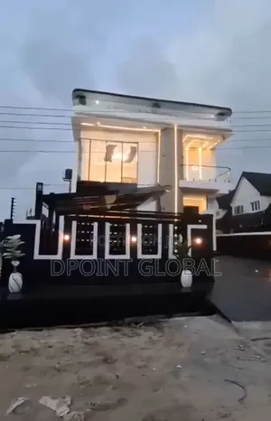5bdrm Duplex in In Estate, Ilaje / Lekki for sale