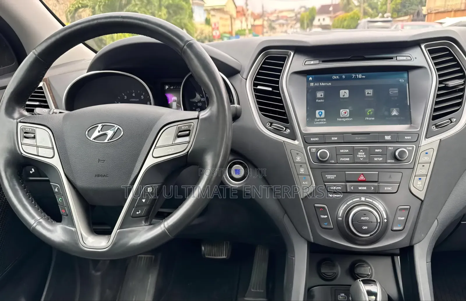 Hyundai Santa Fe 2016 Red