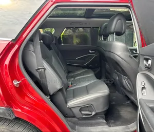 Hyundai Santa Fe 2016 Red