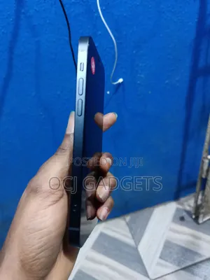 Apple iPhone 12 64 GB Black