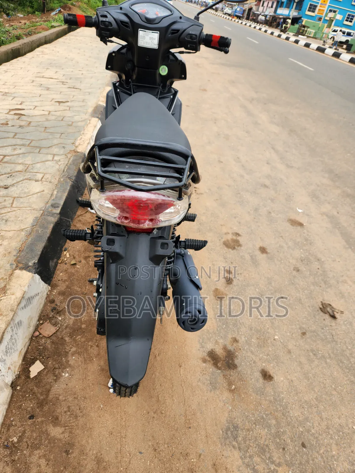 TVS HLX 125 2023