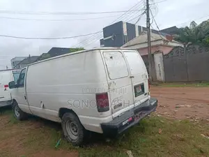 Ford E250 2010 White