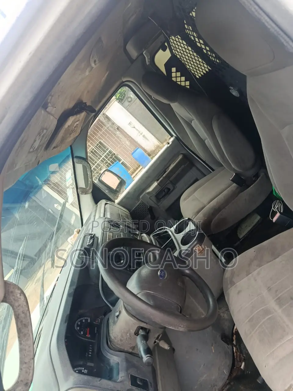 Ford E250 2010 White