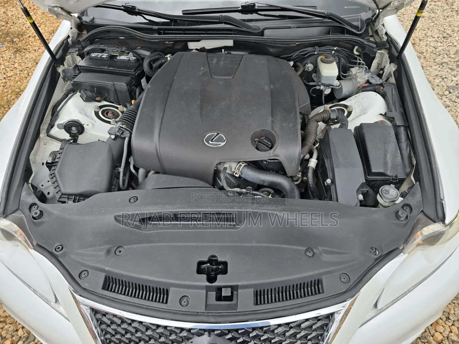 Lexus IS 2014 White
