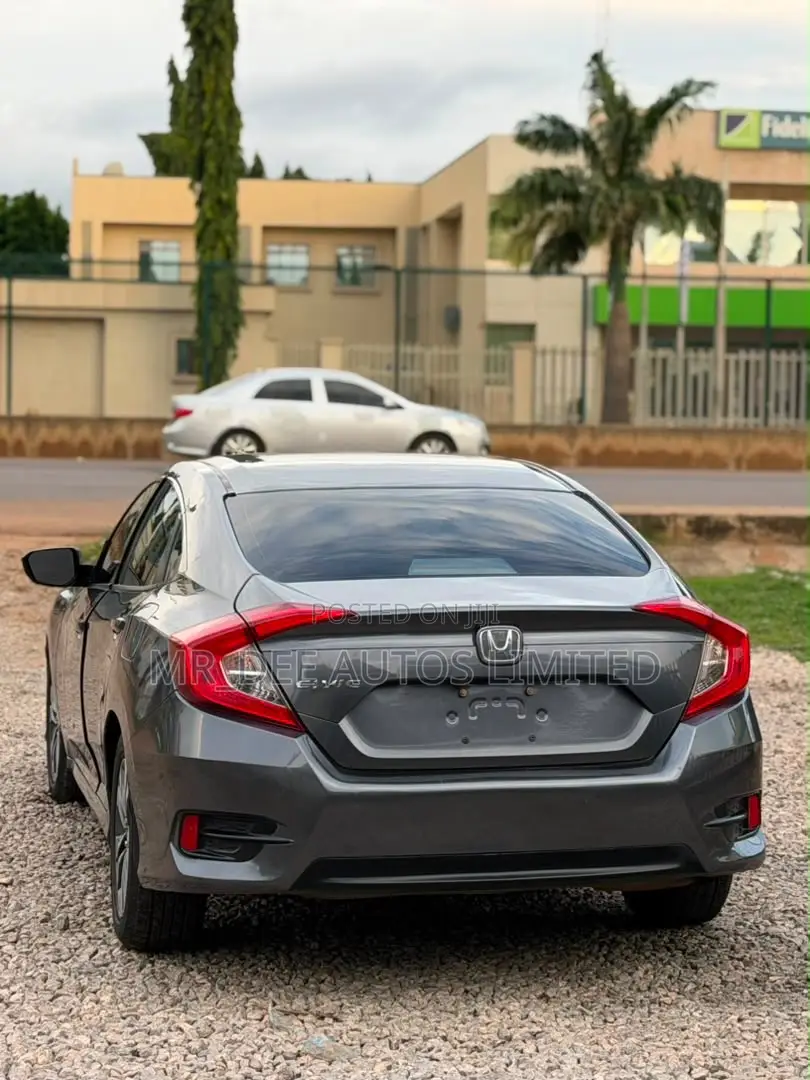 Honda Civic 2016 Gray