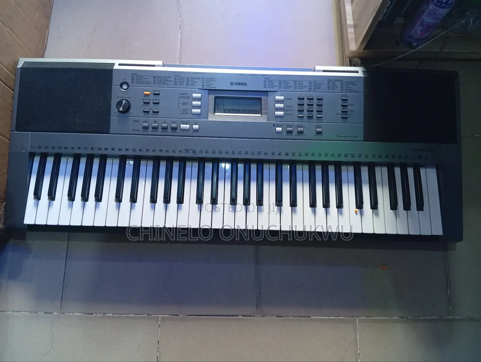 Yamaha PSR E 233