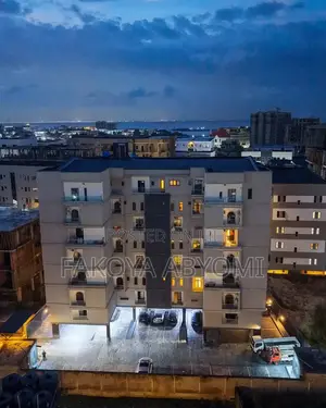 2bdrm Apartment in Lekki Phase 1 for sale