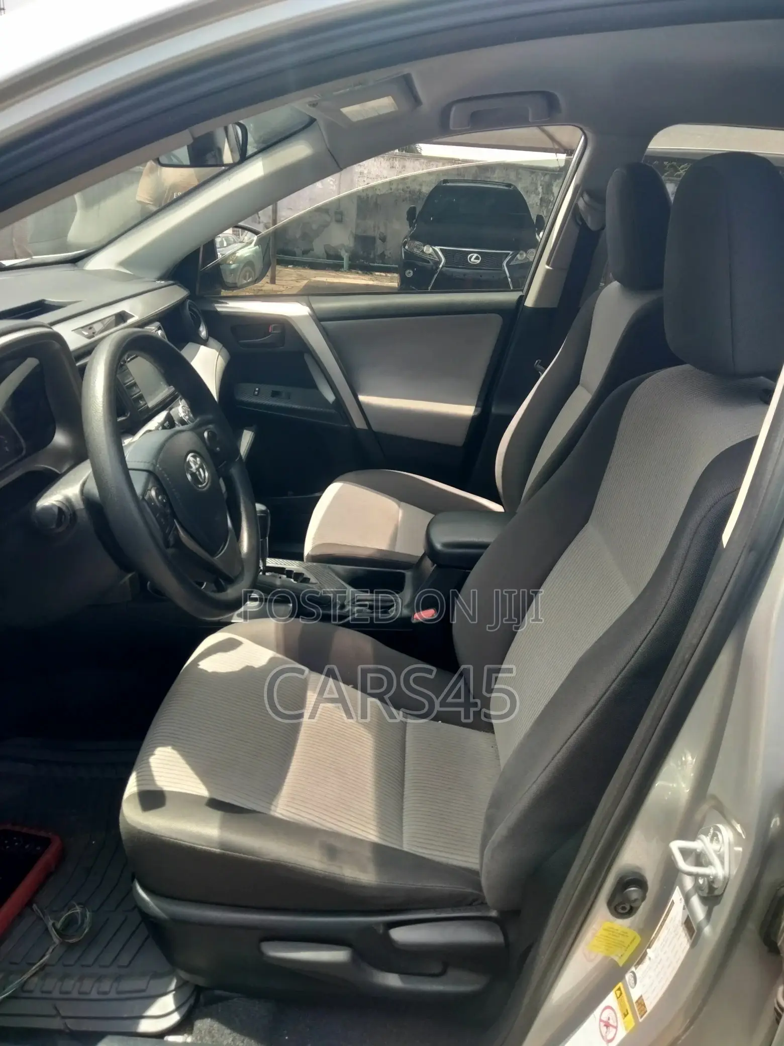 Toyota RAV4 2015 Silver