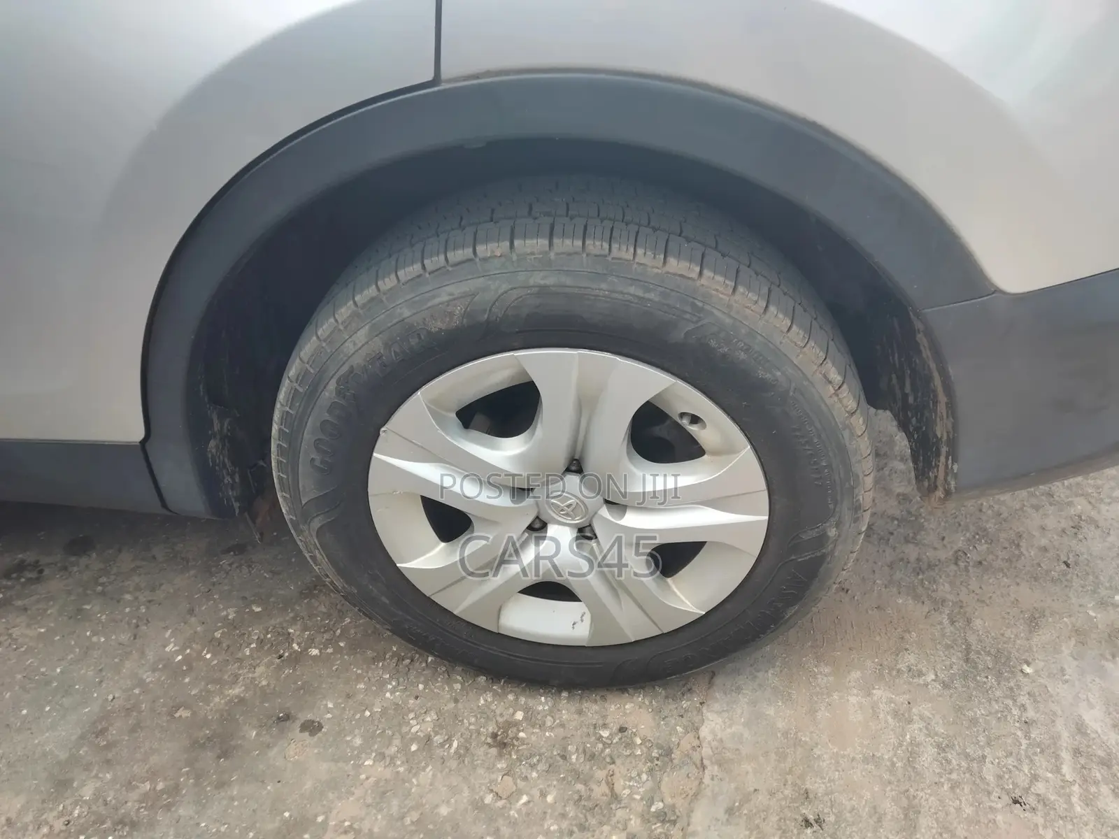 Toyota RAV4 2015 Silver