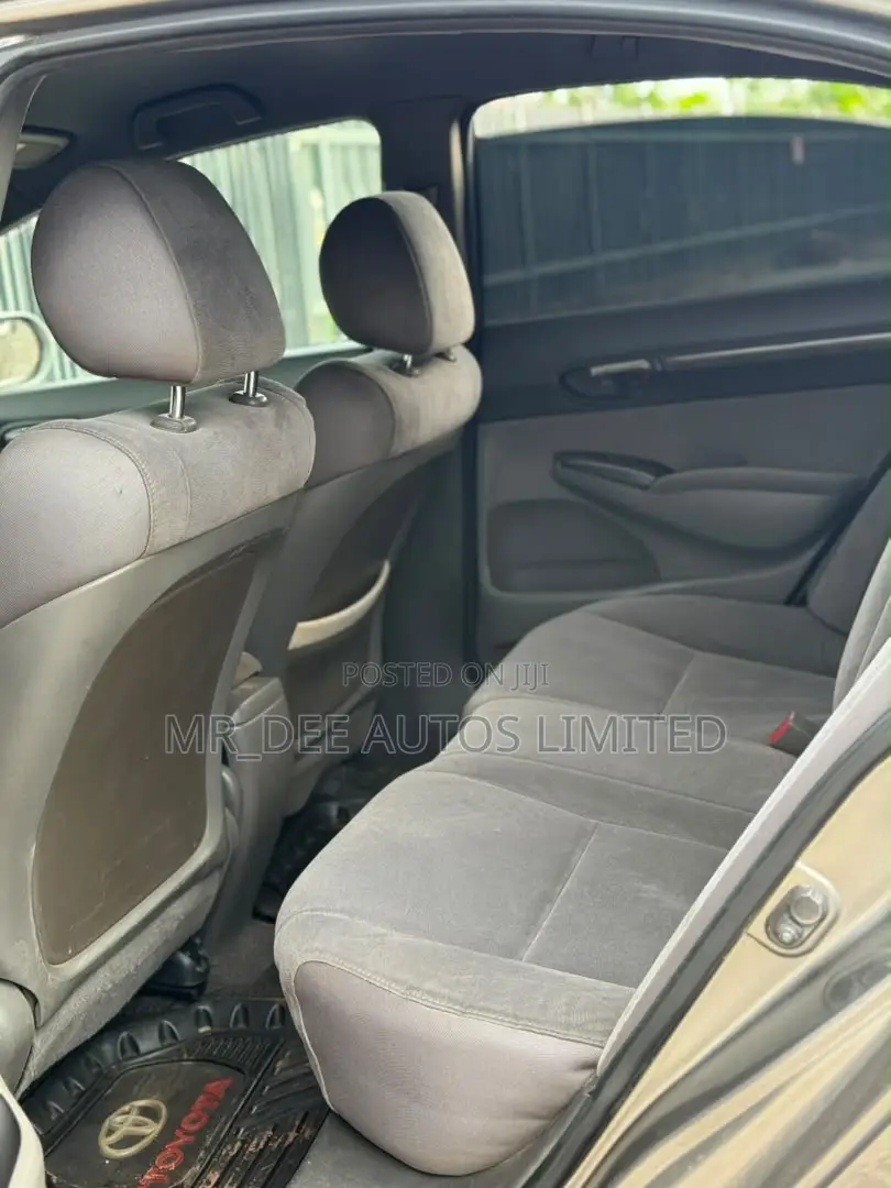 Honda Civic 2007 Gray