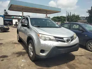 Toyota RAV4 2015 Silver