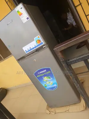 Snowsea 150 Litres Family Size Double Door Fridge